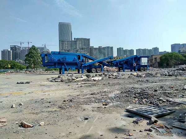 新疆大型履带式移动破碎站设备价格单