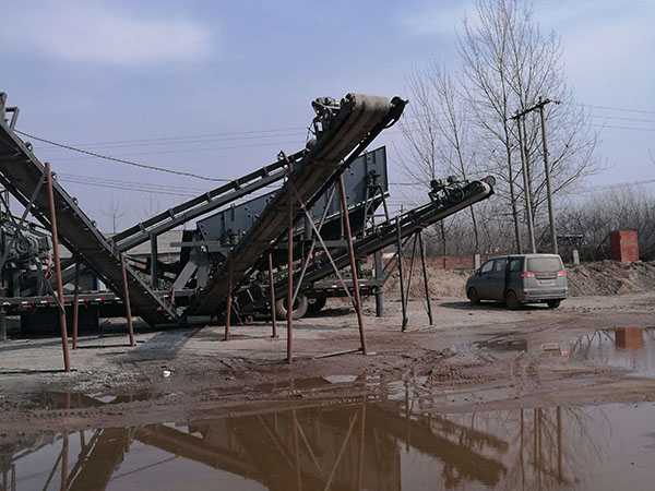 内蒙古简易移动破碎机设备厂家