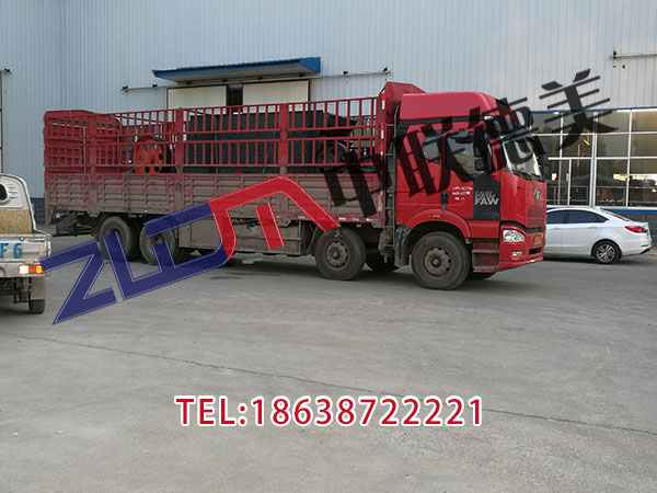 山东反击移动破碎机排行