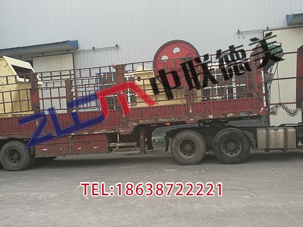 河北履带式大型移动破碎站图片