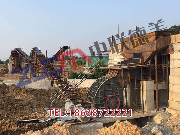 重庆石头移动破碎机建筑垃圾