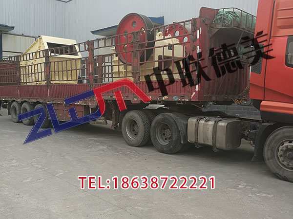 陕西挖机移动破碎站制砂